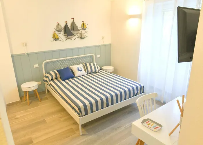 La Vela Bed and Breakfast