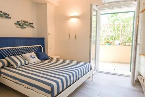 Bed and Breakfast La Vela 4*